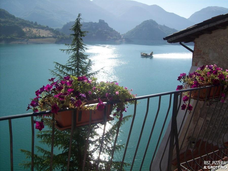 B&B La Casetta Sul Lago Colle di Tora Экстерьер фото