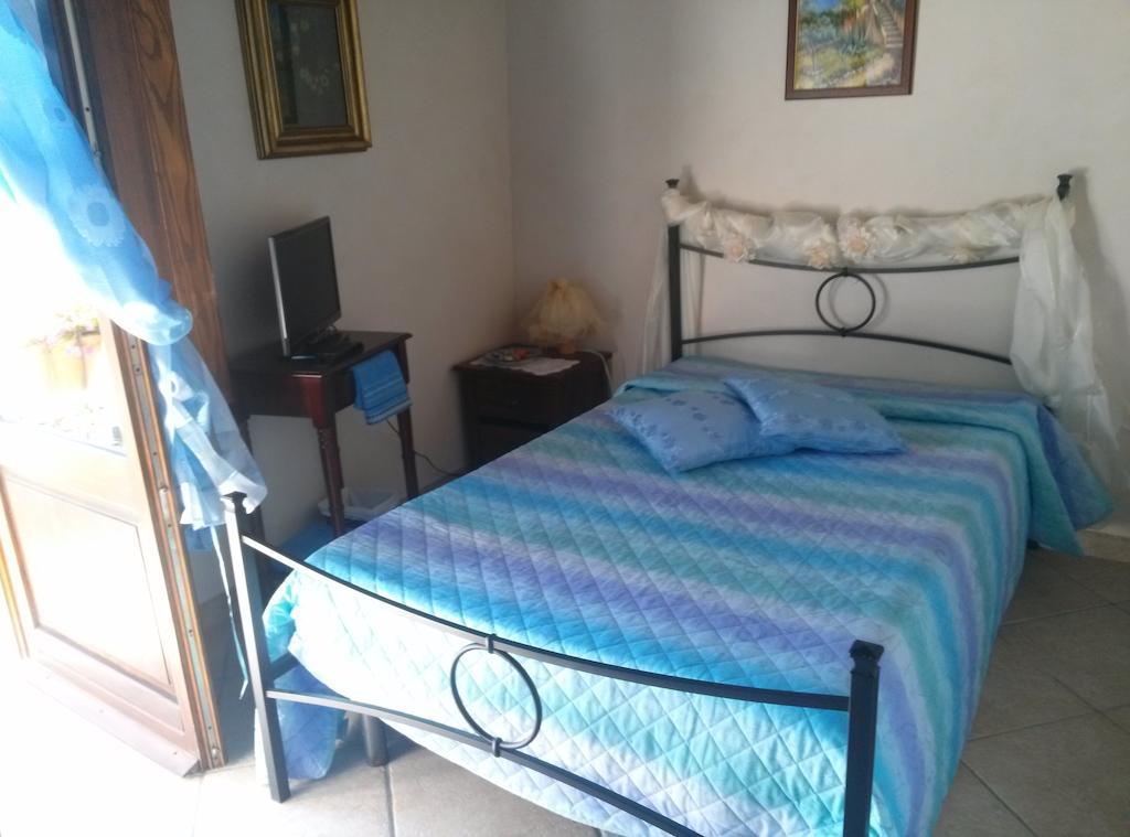 B&B La Casetta Sul Lago Colle di Tora Экстерьер фото