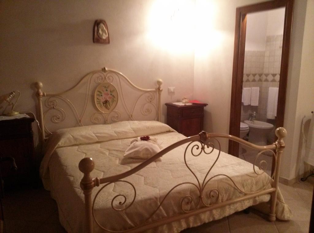B&B La Casetta Sul Lago Colle di Tora Экстерьер фото